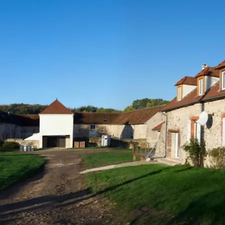 Superbe Hammam Perché Dans Le Pigeonnier De Jean De La Fontaine *