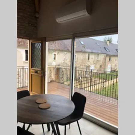 Appartement Superbe Hammam Perché Dans Le Pigeonnier De Jean De La Fontaine Chierry